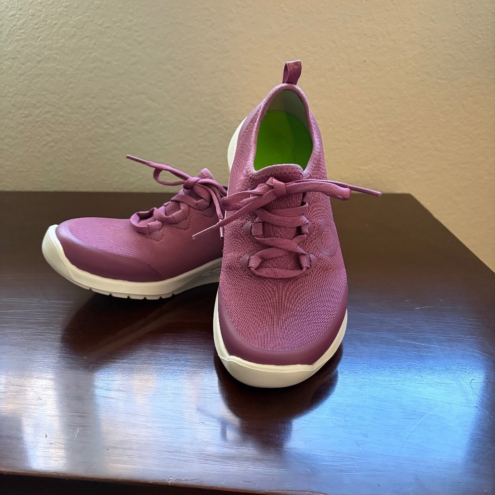 Oofos Recovery Lace Up Shoes